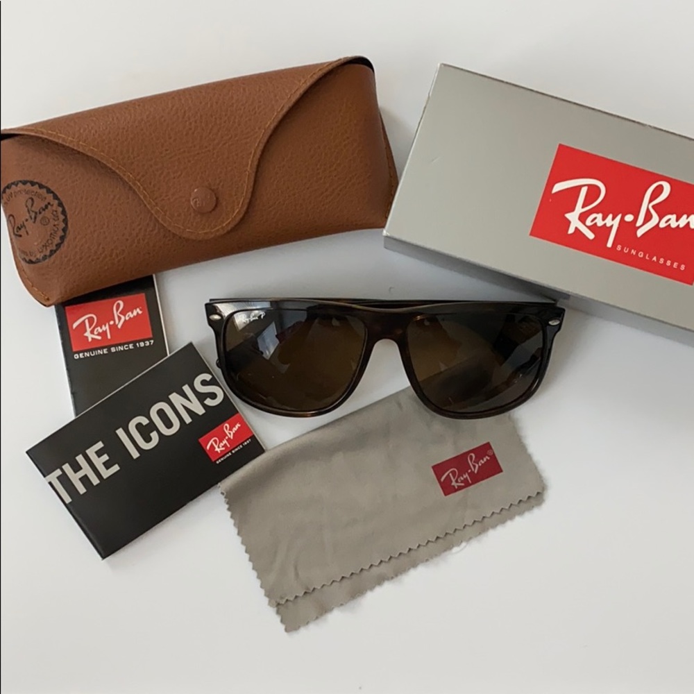 Oversized Wayfarer Ray Bans -Polarized